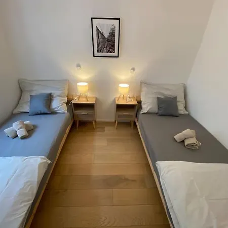 Apartamento Charmante Wohnung, Perfekt Fuer Familien Und Freunde